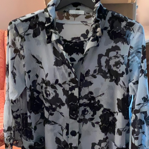 Terra SJ Apparel Evelyn & Arthur Floral Two Pieces Top Set size small - Picture 3 of 10